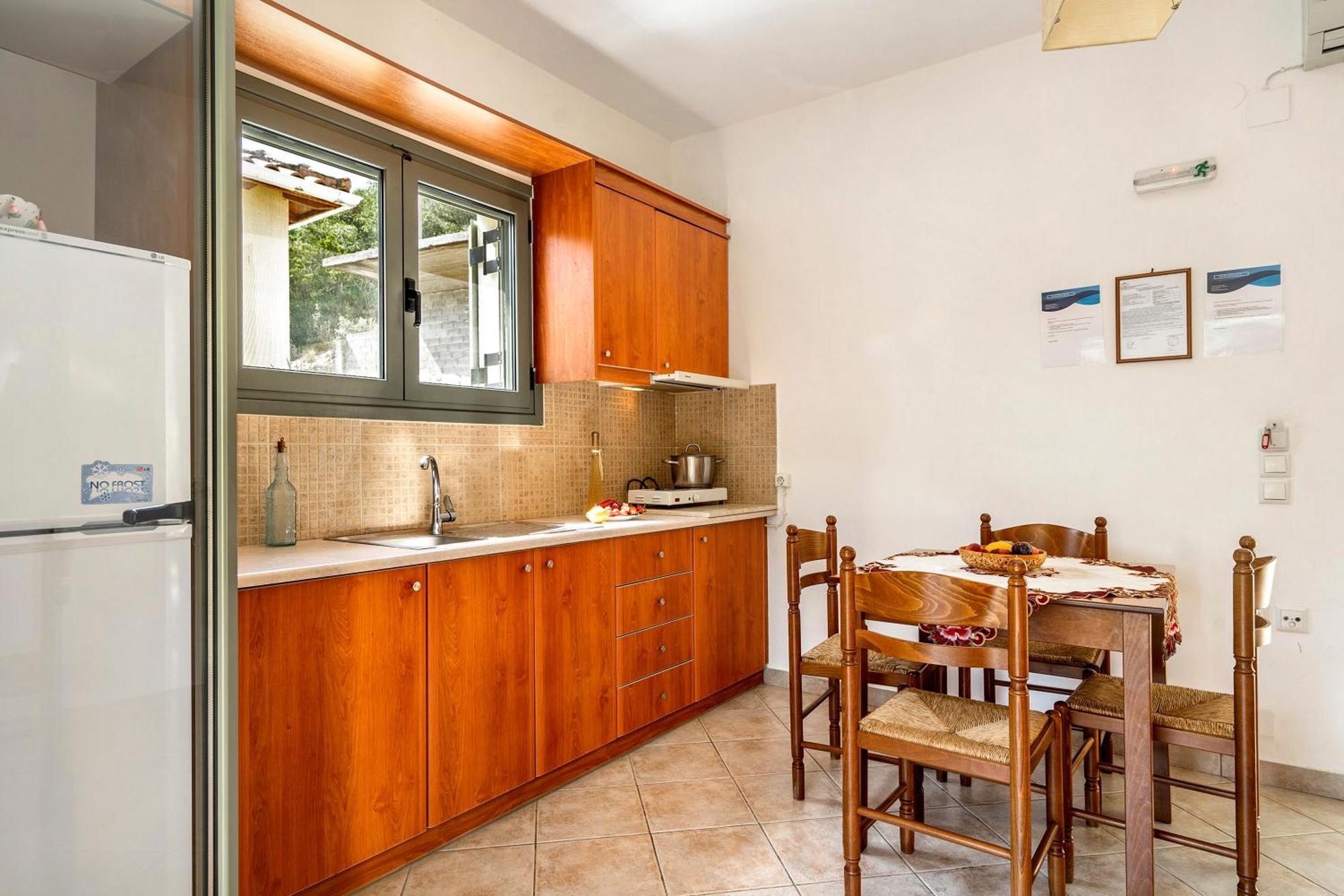 Alkionides Apartment 2 Áyios Nikítas Extérieur photo